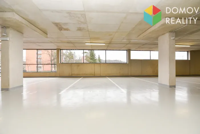 Prodej garážového stání, Beroun - Beroun-Město, Nepilova, 12 m2