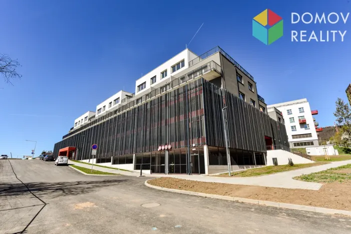 Prodej garážového stání, Beroun - Beroun-Město, Nepilova, 12 m2
