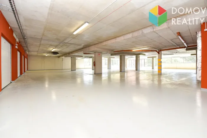 Prodej garážového stání, Beroun - Beroun-Město, Nepilova, 12 m2