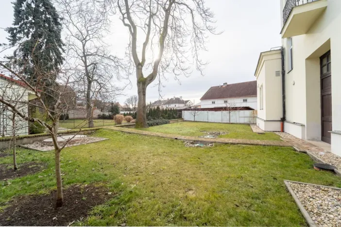 Pronájem kanceláře, Kolín - Kolín III, Legerova, 92 m2