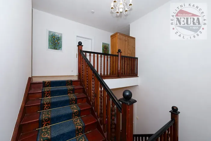 Prodej vily, Praha - Motol, U hrušky, 295 m2