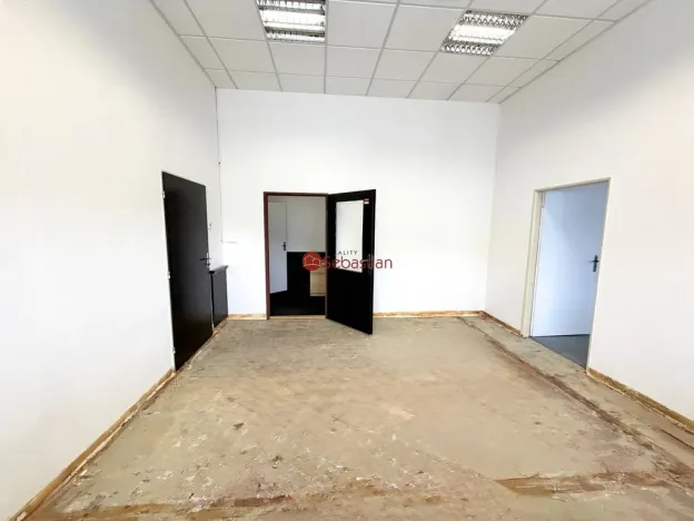 Pronájem kanceláře, Pelhřimov, Křemešnická, 69 m2