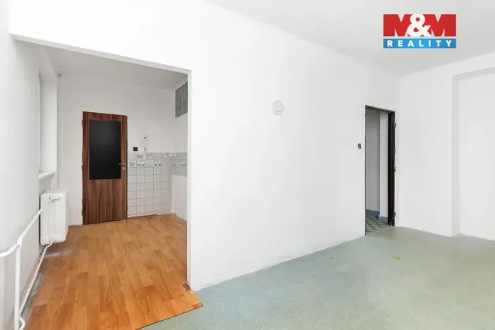 Prodej bytu 3+1, Vršce, 70 m2