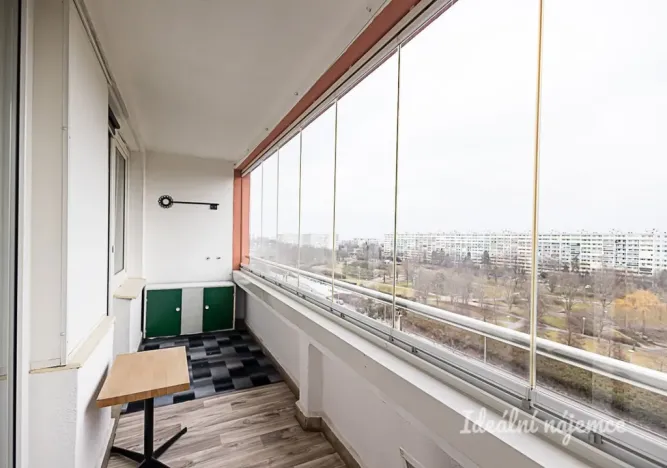 Pronájem bytu 3+1, Praha - Prosek, Vysočanská, 74 m2