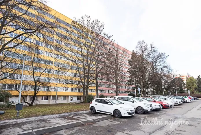 Pronájem bytu 3+1, Praha - Prosek, Vysočanská, 74 m2