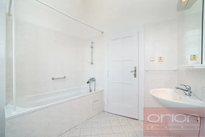 Pronájem bytu 6+kk a větší, Praha - Střešovice, Slunná, 300 m2