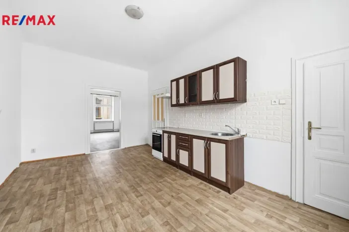 Pronájem bytu 1+1, Hronov, T. G. Masaryka, 50 m2