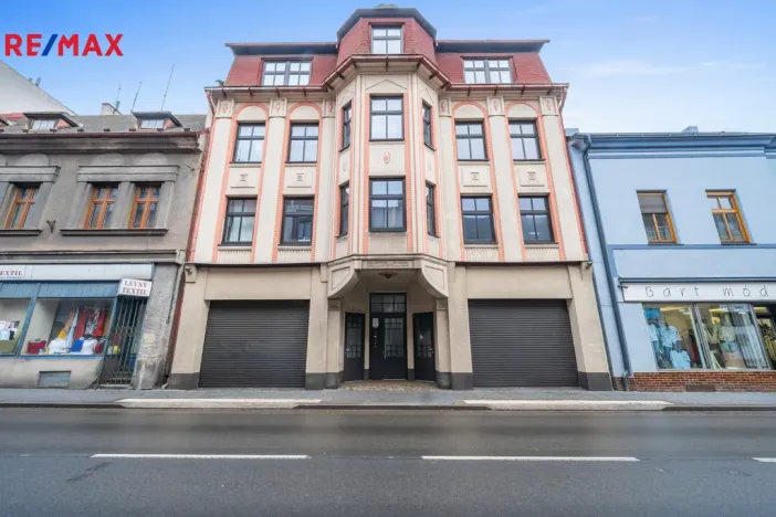 Pronájem bytu 2+kk, Hronov, T. G. Masaryka, 52 m2