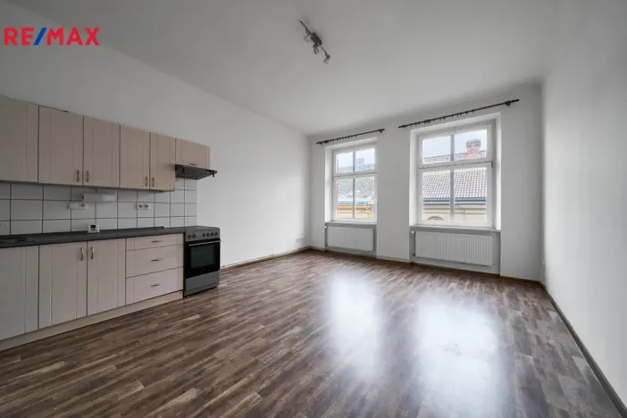 Pronájem bytu 2+kk, Hronov, T. G. Masaryka, 52 m2