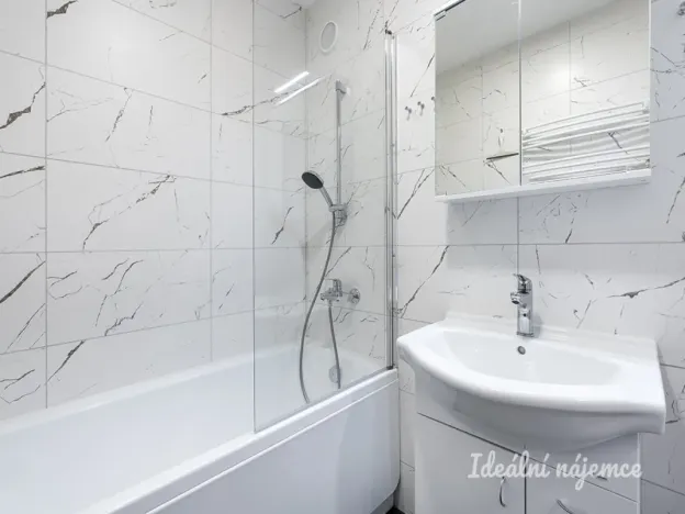 Prodej bytu 3+1, Praha - Hlubočepy, Peškova, 73 m2