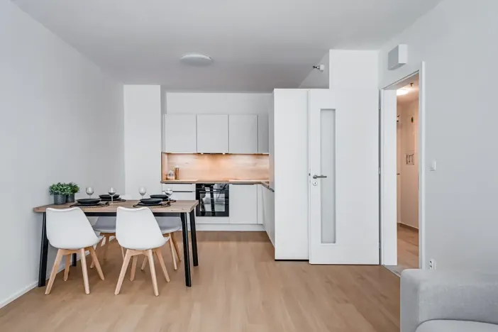 Pronájem bytu 3+kk, Praha - Vysočany, Hindlova, 62 m2