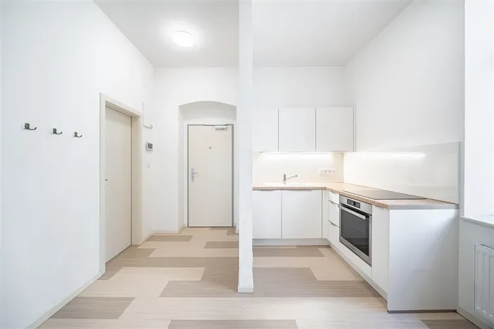 Pronájem bytu 1+1, Plzeň - Vnitřní Město, Veleslavínova, 38 m2