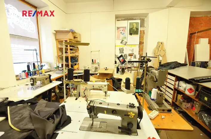 Pronájem obchodního prostoru, Frýdek-Místek, Třebízského, 180 m2