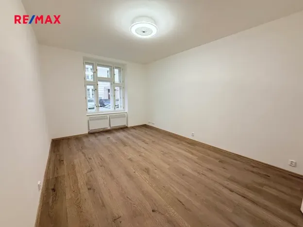 Pronájem bytu 2+1, Praha - Smíchov, Na Plzeňce, 58 m2