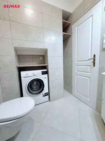 Pronájem bytu 2+1, Praha - Smíchov, Na Plzeňce, 58 m2