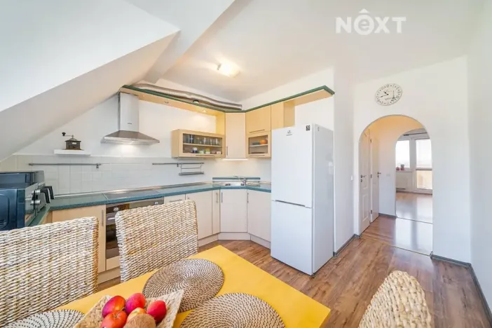 Prodej bytu 2+1, Velká Bystřice, Na Vyhlídce, 59 m2