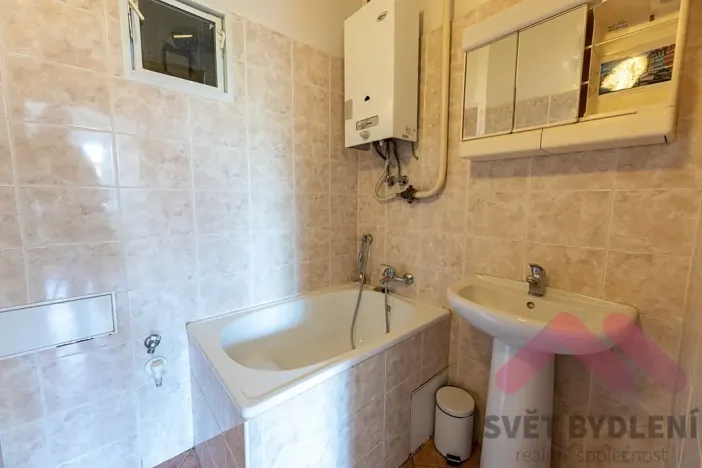 Pronájem bytu 2+kk, Praha - Dejvice, Zelená, 49 m2