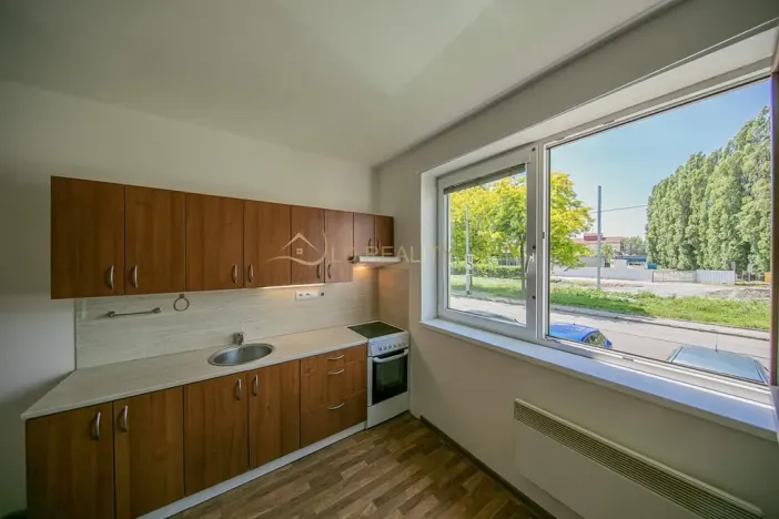 Pronájem bytu 1+kk, Olomouc, Edisonova, 35 m2