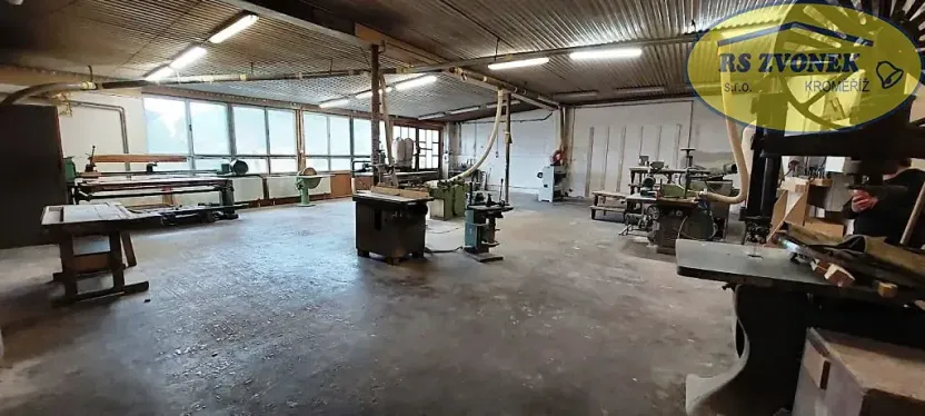 Prodej výrobních prostor, Kroměříž, 398 m2