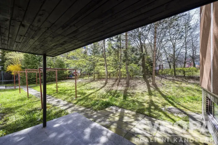 Pronájem bytu 3+1, Praha - Hlubočepy, Voskovcova, 77 m2