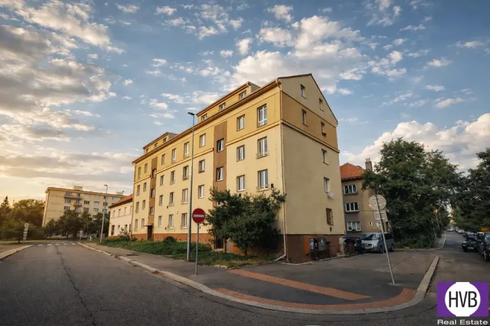 Prodej bytu 1+kk, Praha, Chvalská, 11 m2