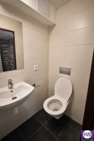 Prodej atypického bytu, Praha, Chvalská, 11 m2