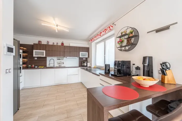 Prodej rodinného domu, Chýně, Ke Skále, 220 m2