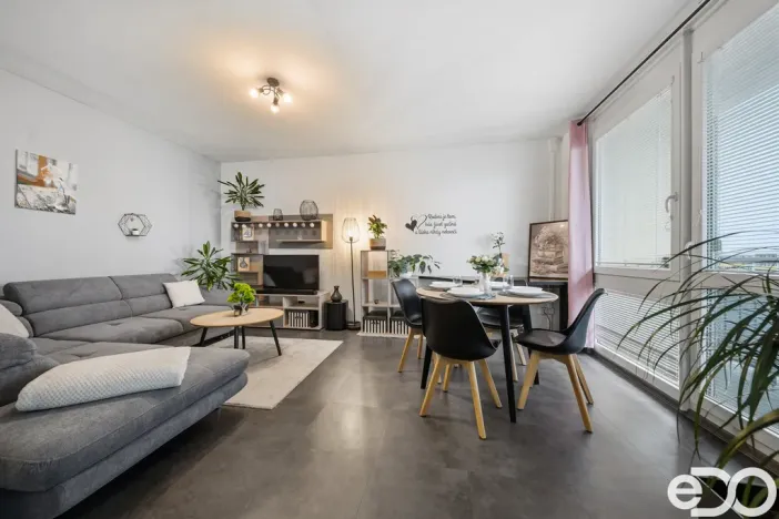 Prodej bytu 3+1, Hradec Králové, třída Edvarda Beneše, 98 m2