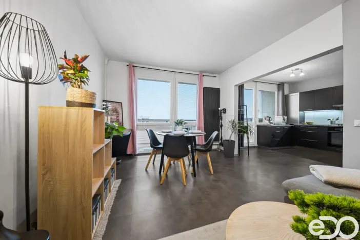 Prodej bytu 3+1, Hradec Králové, třída Edvarda Beneše, 98 m2