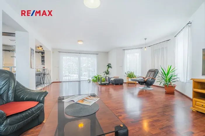 Prodej rodinného domu, Žilina, Zahradní, 774 m2