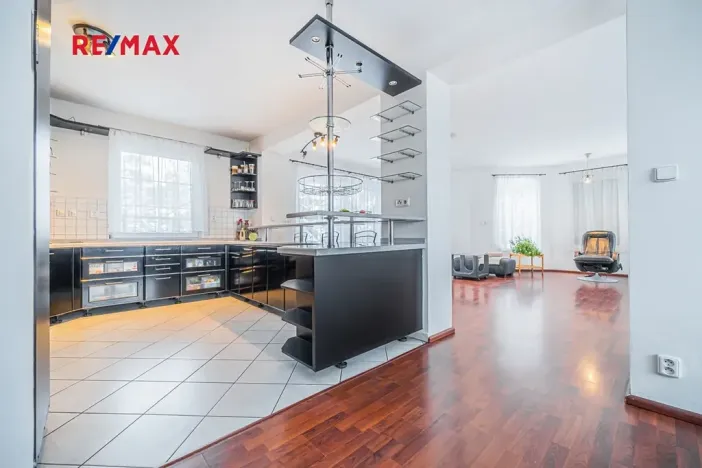 Prodej rodinného domu, Žilina, Zahradní, 774 m2