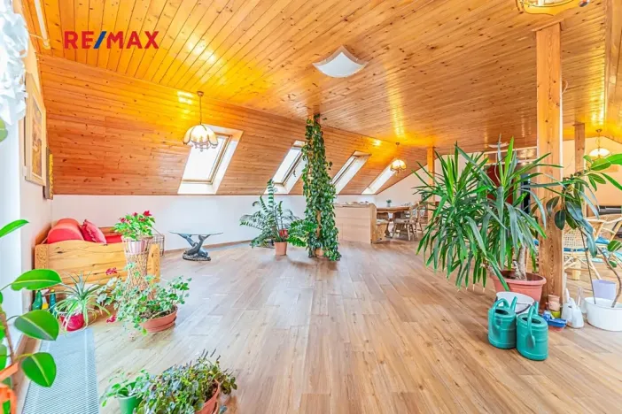 Prodej rodinného domu, Žilina, Zahradní, 774 m2