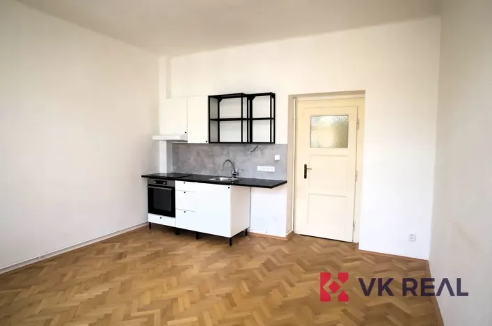 Pronájem bytu 2+kk, Praha - Břevnov, Bělohorská, 44 m2