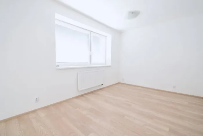 Pronájem bytu 1+kk, Brno - Žebětín, Přírodní, 32 m2