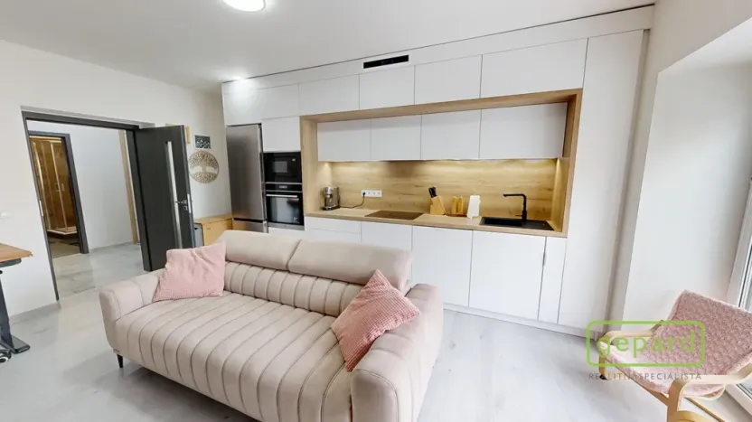 Prodej bytu 3+kk, Stochov, Zahradní, 52 m2