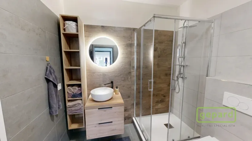 Prodej bytu 3+kk, Stochov, Zahradní, 52 m2