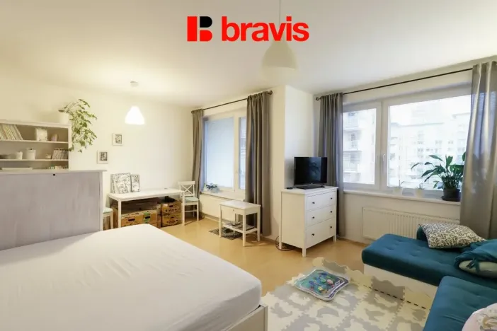 Pronájem bytu 1+kk, Brno - Lesná, Dusíkova, 38 m2