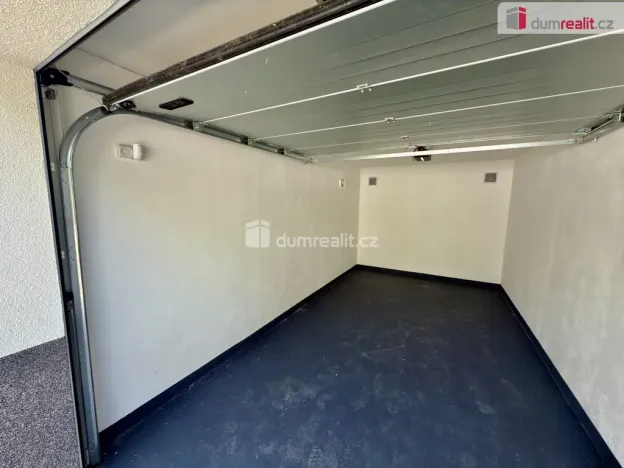 Pronájem garáže, Ústí nad Labem - Ústí nad Labem-centrum, Kekulova, 20 m2