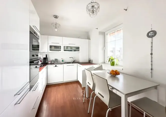 Prodej bytu 2+1, Praha - Dolní Počernice, Národních hrdinů, 75 m2