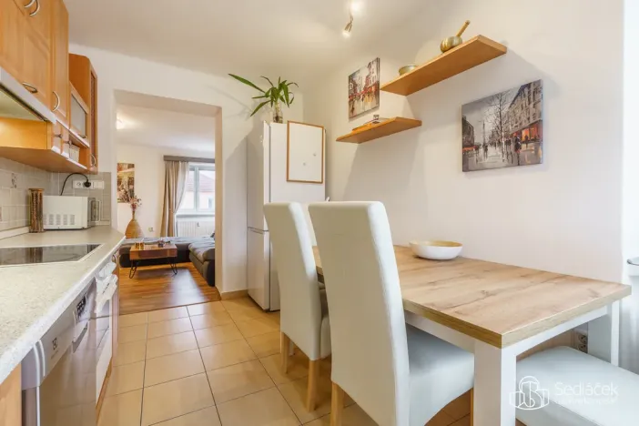 Prodej bytu 2+1, Ostrov, Jáchymovská, 56 m2