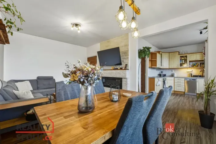 Prodej bytu 3+kk, Hradec Králové - Nový Hradec Králové, Pod Zámečkem, 74 m2