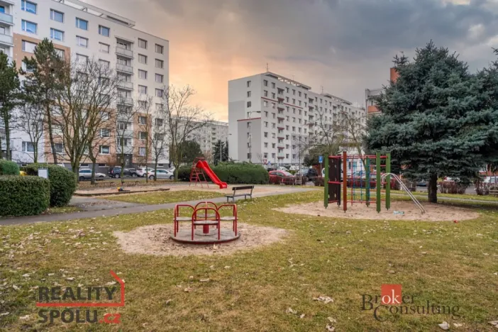 Prodej bytu 3+kk, Hradec Králové - Nový Hradec Králové, Pod Zámečkem, 74 m2