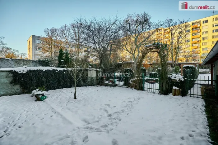 Pronájem bytu 1+kk, Ústí nad Labem - Ústí nad Labem-centrum, Emy Destinové, 21 m2