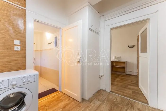 Prodej bytu 2+kk, Praha - Žižkov, Biskupcova, 46 m2