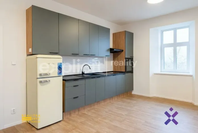 Pronájem bytu 2+kk, Hostovlice, 59 m2