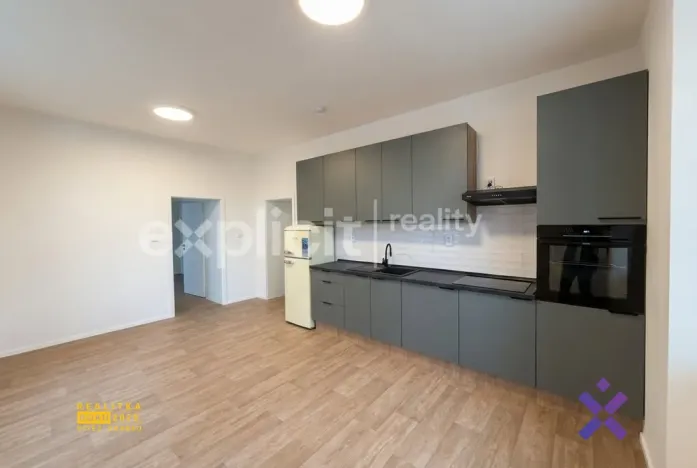 Pronájem bytu 2+kk, Hostovlice, 59 m2