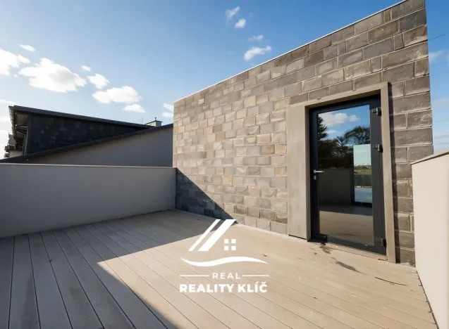 Pronájem kanceláře, Ostrava, Československé armády, 151 m2