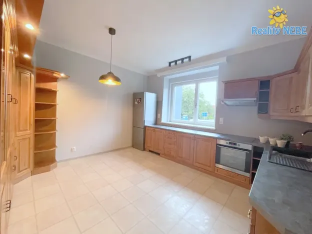 Pronájem bytu 4+1, Praha - Hodkovičky, Na výspě, 103 m2