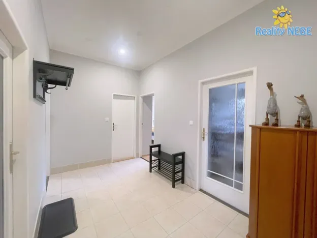 Pronájem bytu 4+1, Praha - Hodkovičky, Na výspě, 103 m2