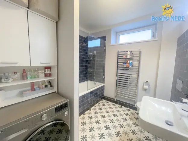 Pronájem bytu 4+1, Praha - Hodkovičky, Na výspě, 103 m2